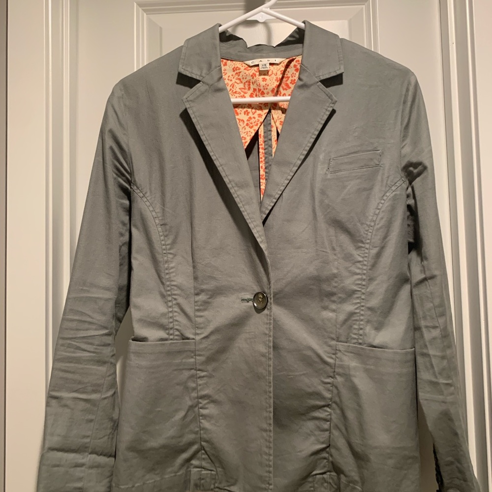 Cabi Olive Green One Button Blazer/Jacket I’m a Size XS.